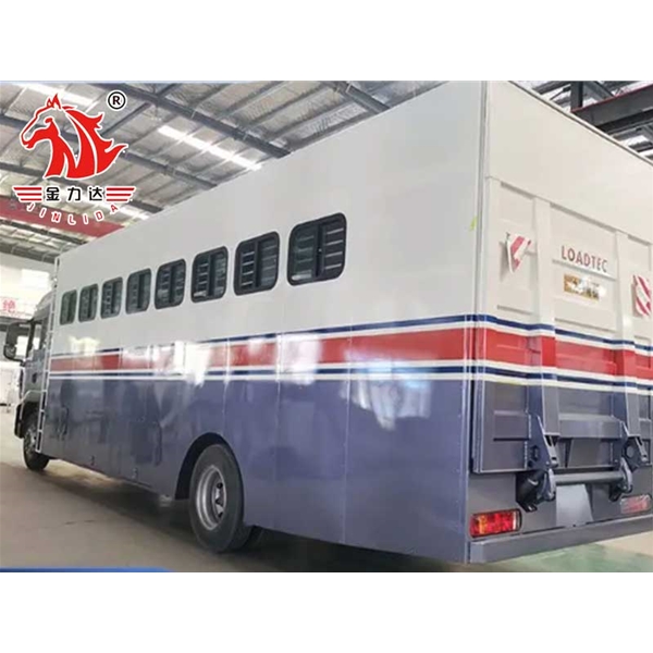长春自行式运马车